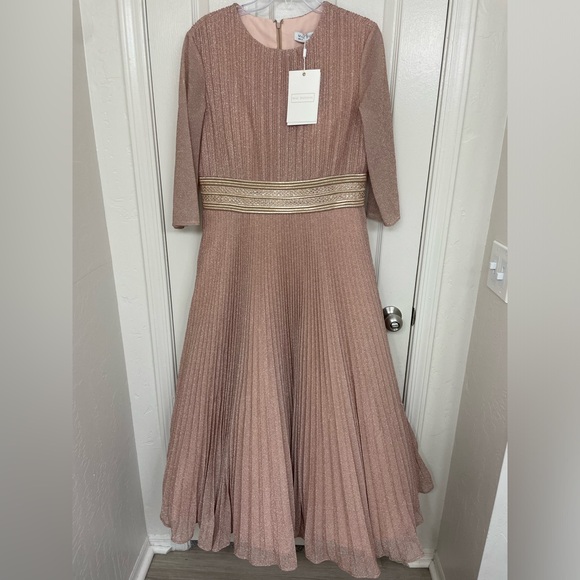 MAC DUGGAL SHIMMERING PLEATED A-LINE 3/4 SLEEVE GOWN - ROSE GOLD - Picture 10 of 16